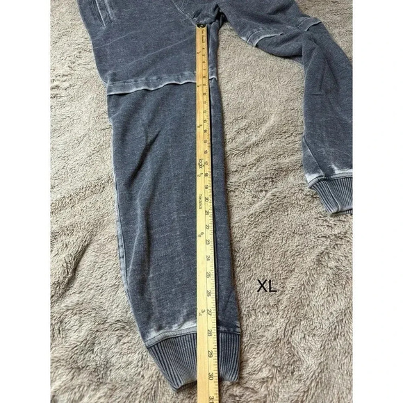 TWENTY TWO OZ (22 OZ) MEN'S Joggers - Picture 10 of 16